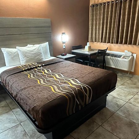 New Corral Motel Victorville Bagian luar foto
