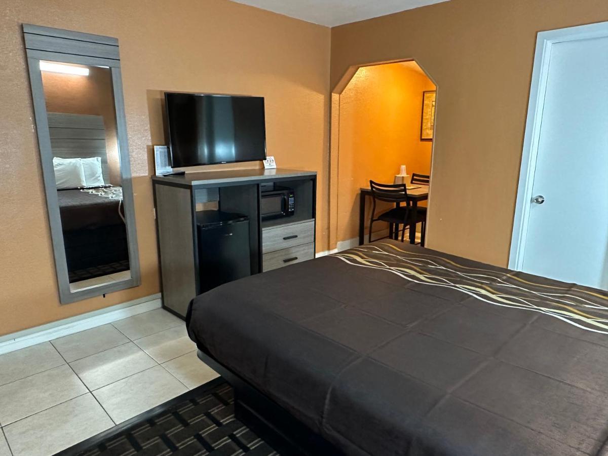 New Corral Motel Victorville Bagian luar foto