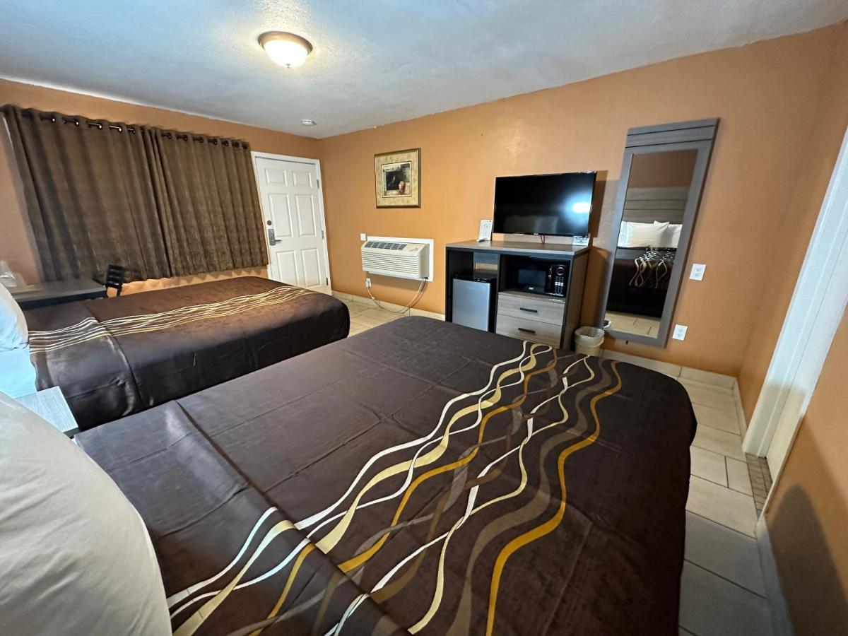 New Corral Motel Victorville Bagian luar foto
