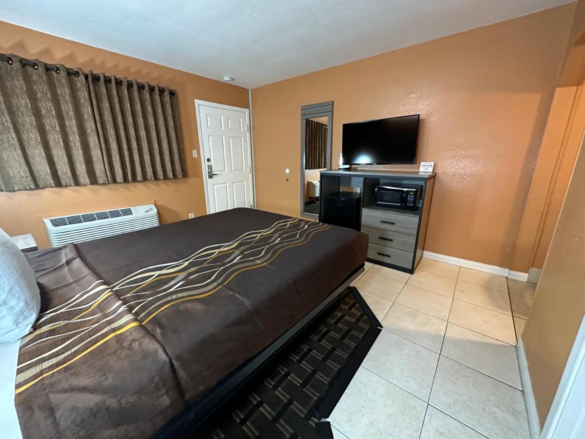 New Corral Motel Victorville Bagian luar foto