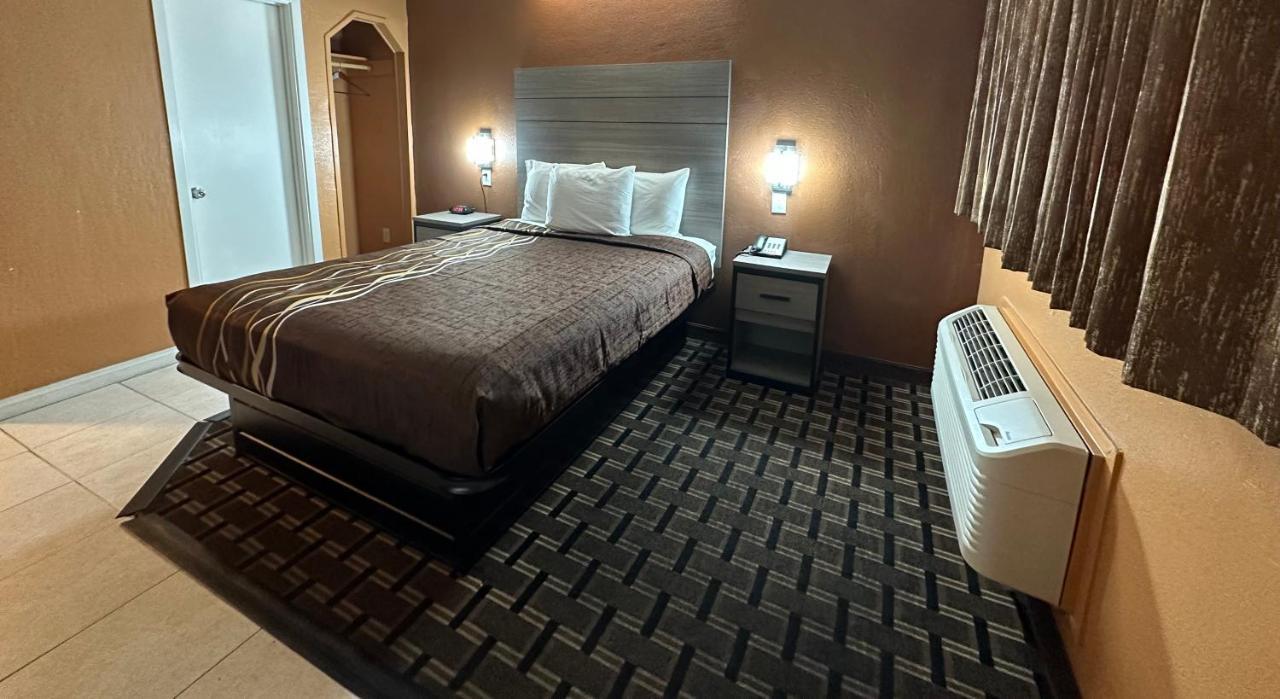 New Corral Motel Victorville Bagian luar foto