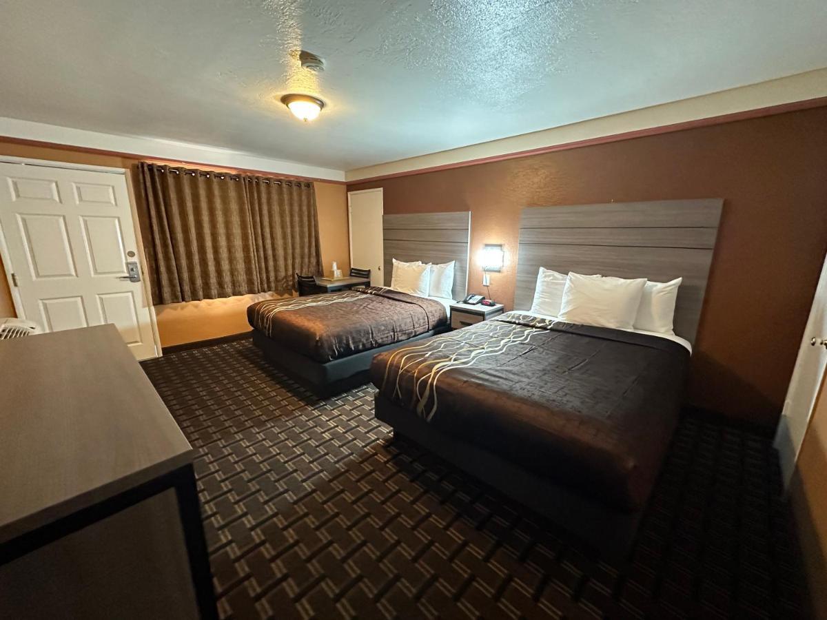 New Corral Motel Victorville Bagian luar foto