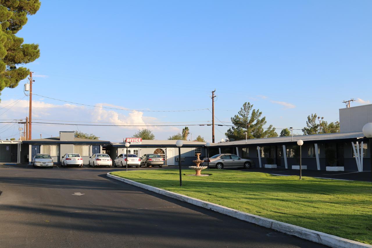 New Corral Motel Victorville Bagian luar foto